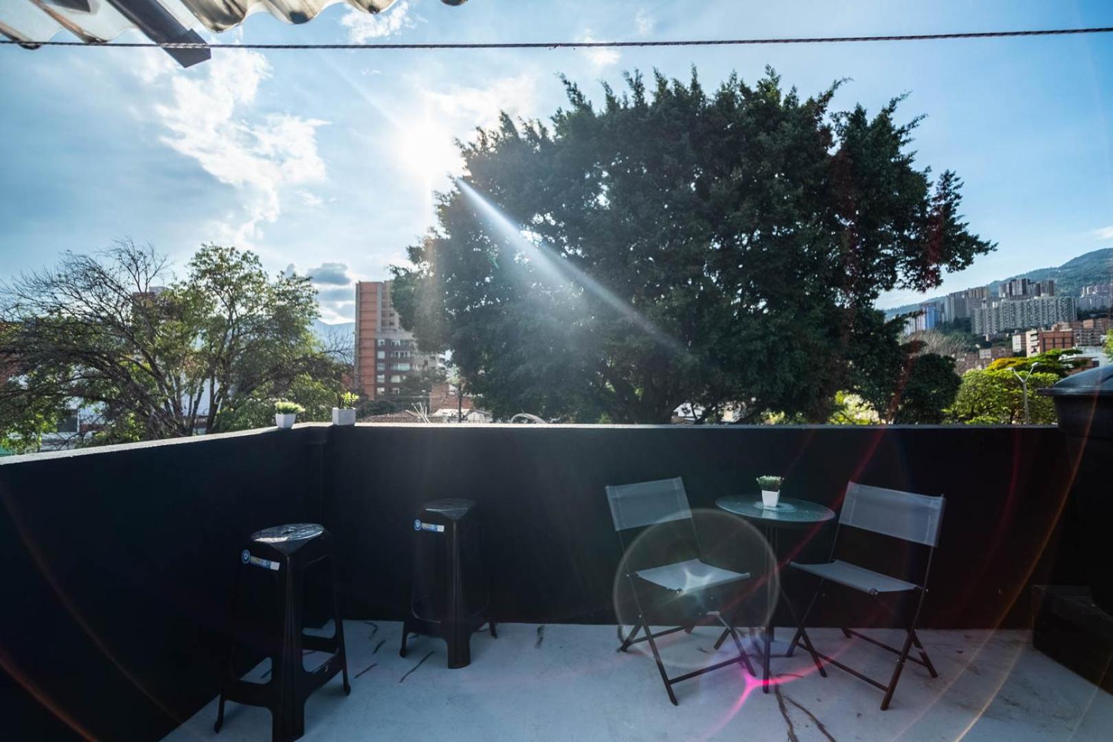 Edificio Santamarta Medellin Hotell Eksteriør bilde